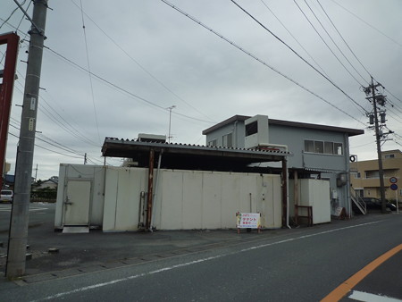 東区小池町　交差点角地の貸工場、自動車学校駅徒歩圏内！