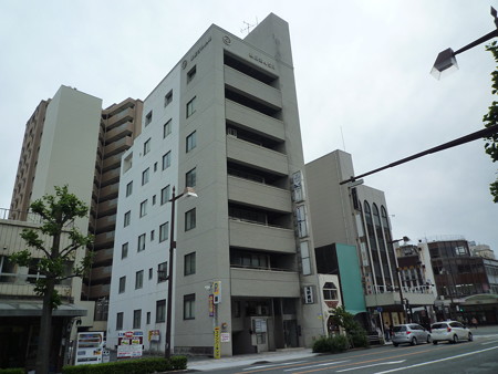 中区田町　遠州鉄道第一通り駅から徒歩3分。事務所はもちろん教室などにも