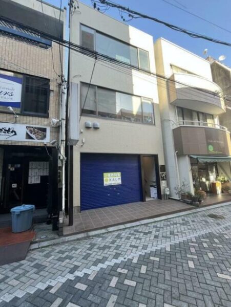 新浜松駅まで徒歩7分！自由に内装できる飲食店可能なスケルトン店舗！