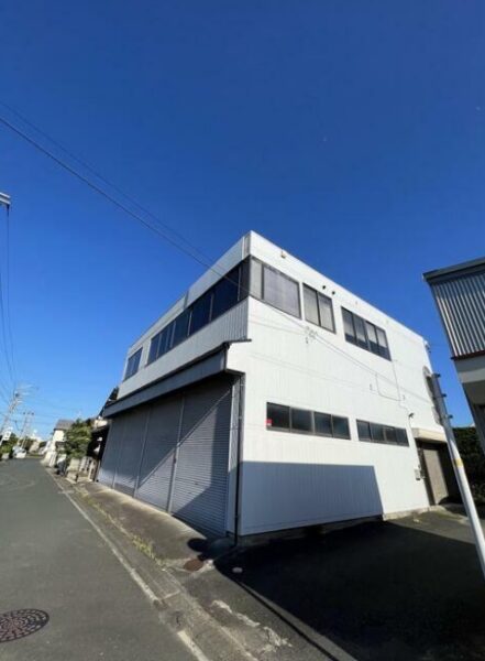 これから事務所を持ちたい方にぴったり！シンプルで使いやすい綺麗な貸事務所！